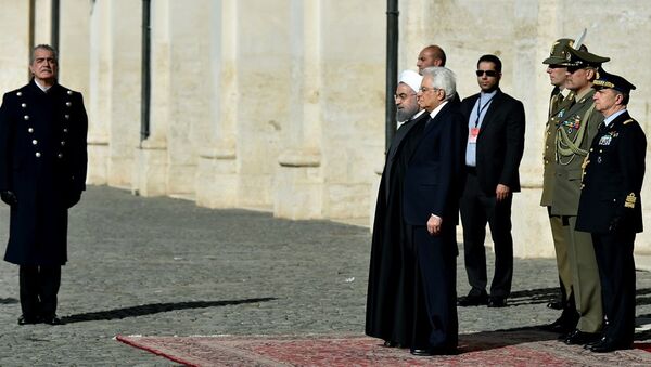 İran lideri Hasan Ruhani Roma'da İtalya Cumhurbaşkanı Sergio Mattarella ile biraraya geldi. - Sputnik Türkiye