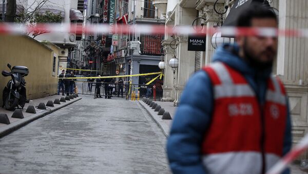 İstiklal Caddesi'ndeki saldırının ardından güvenlik önlemleri artırıldı. - Sputnik Türkiye