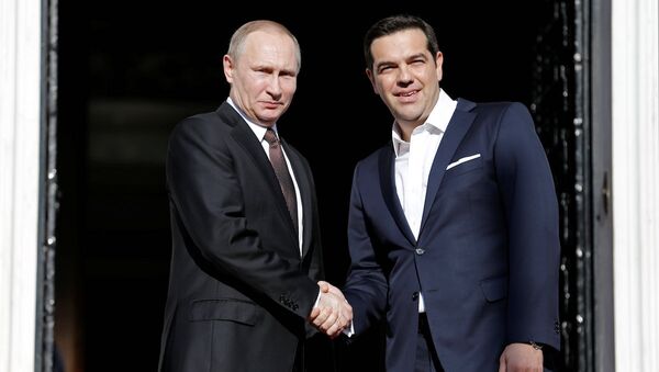 Rusya Devlet Başkanı Valdimir Putin ve Yunanistan Başbakanı Aleksis Çipras - Sputnik Türkiye