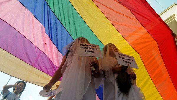 Filipinler'de eşcinsel evliliği savunan aktivistler - Sputnik Türkiye
