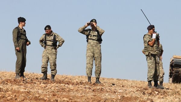 Suriye'de El-Bab ve Menbiç arasında bulunan Türk askerleri - Sputnik Türkiye