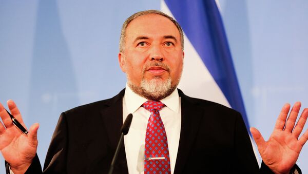 İsrail Savunma Bakanı Avigdor Lieberman - Sputnik Türkiye