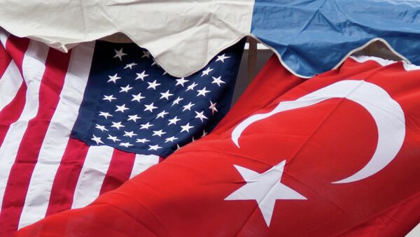 Türkiye ve ABD bayrakları - Sputnik Türkiye