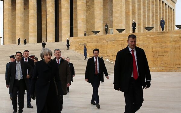 İngiltere Başbakanı Theresa May Anıtkabir'de - Sputnik Türkiye