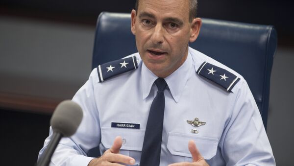 ABD Hava Kuvvetleri Merkez Komutanlığı Komutanı Jeffrey Harrigian - Sputnik Türkiye
