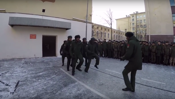 Angola’lı askeri öğrenciler bu danslarıyla Rusya’da birinciliği kazandı - Sputnik Türkiye