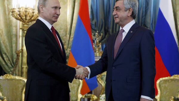 Rusya Devlet Başkanı Vladimir Putin- Ermenistan Devlet Başkanı Serj Sarkisyan - Sputnik Türkiye