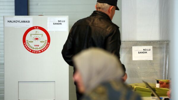 Almanya'daki Türkler anayasa değişikliği referandumunda oy kullandı. - Sputnik Türkiye