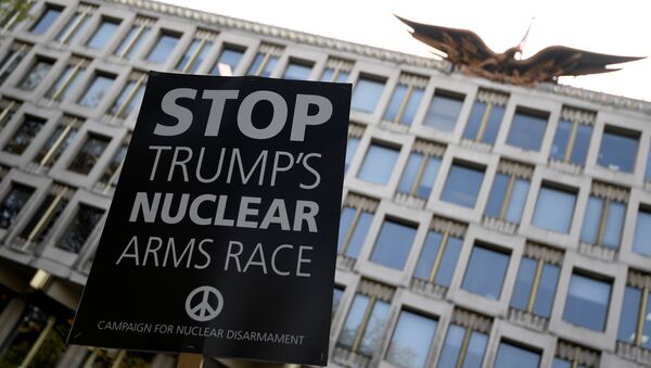 Londra'da ABD saldırıları protesto edildi - Sputnik Türkiye