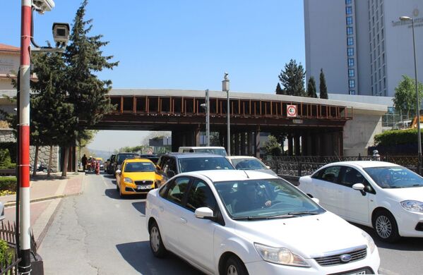 İstanbul'da Gezi Parkı'na Ekolojik Yaya Köprüsü inşa edilecek - Sputnik Türkiye