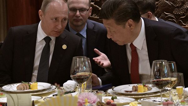 Rusya Devlet Başkanı Vladimir Putin- Çin Devlet Başkanı Şi Cinping - Sputnik Türkiye