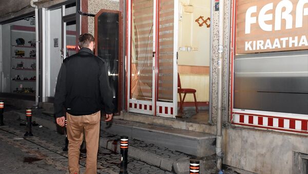 Ümraniye'de kahvehaneye silahlı saldırı - Sputnik Türkiye
