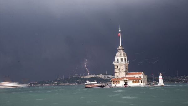 İstanbul'da şiddetli sağanak - fırtına - yağmur - Sputnik Türkiye