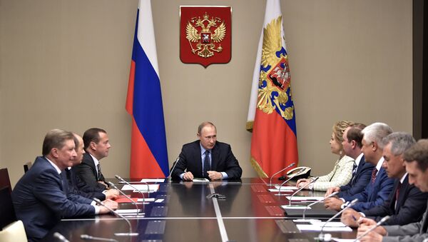 Rusya Devlet Başkanı Vladimir Putin, Rusya Güvenlik Konseyi'ni topladı - Sputnik Türkiye