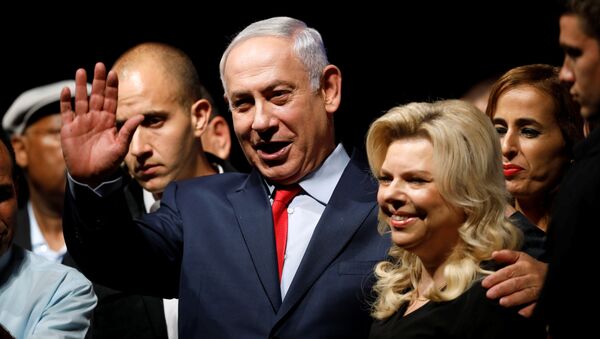İsrail Başbakanı Benyamin Netanyahu ve eşi Sara Netanyahu - Sputnik Türkiye