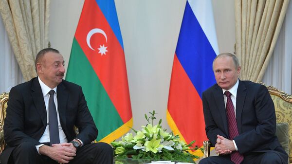 Azerbaycan Cumhurbaşkanı İlham Aliyev ve Rusya Devlet Başkanı Vladimir Putin - Sputnik Türkiye
