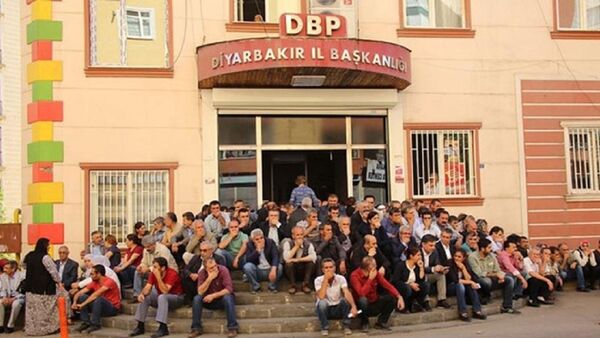 Diyarbakır’da oturma eylemi - Sputnik Türkiye