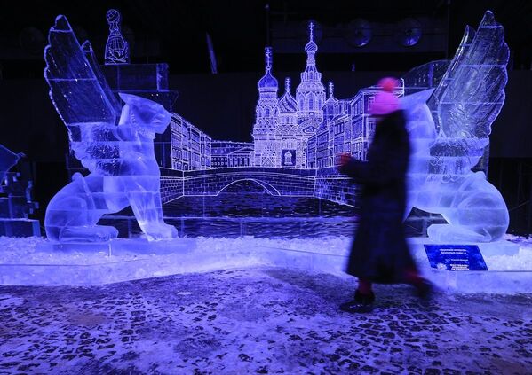 Rusya'nın Saint Petersburg kentindeki Ice Fantasy 2018 Festivali - Sputnik Türkiye