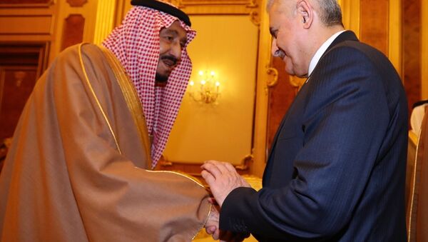 Başbakan Binali Yıldırım, resmi ziyareti kapsamında Suudi Arabistan Kralı Selman bin Abdulaziz ile bir araya geldi. - Sputnik Türkiye