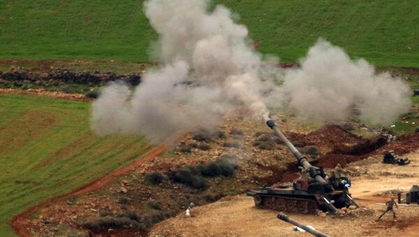 Zeytin Dalı Harekatı, Hatay'ın Hassa ve Kırıkhan ilçeleri karşısındaki terör mevzileri, Türk Silahlı Kuvvetleri (TSK) topçu birliklerince ateş altına alındı. - Sputnik Türkiye