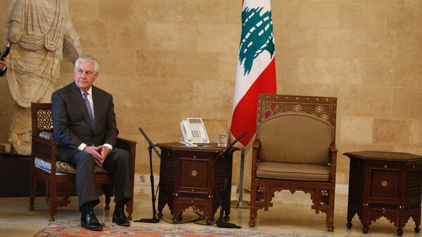 ABD Dışişleri Bakanı Rex Tillerson Lübnan cumhurbaşkanlığı sarayında tek başına beklerken - Sputnik Türkiye