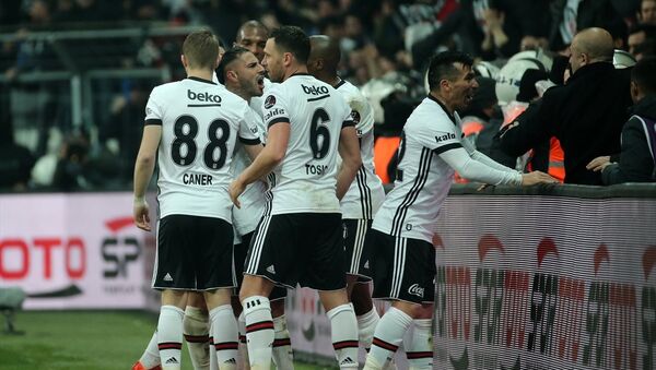 Beşiktaş ligin 23. haftasında Fenerbahçe'yi 3-1 mağlup etti - Sputnik Türkiye
