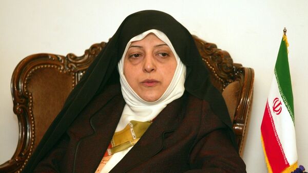 İran Cumhurbaşkanı Hasan Ruhani'nin Kadın ve Aile İşlerinden Sorumlu Yardımcısı Masume İbtikar - Sputnik Türkiye