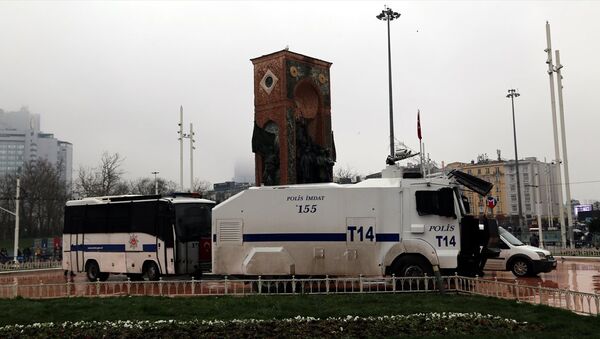 Taksim'de 8 Mart önlemi - Sputnik Türkiye