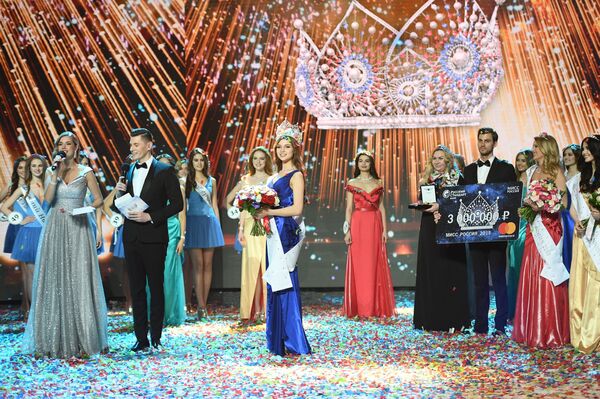 Miss Rusya 2018 Yarışması finali - Sputnik Türkiye