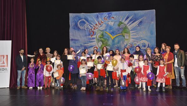 II. Uluslararası Çocuk ve Gençlik Festivali, dünyanın çeşitli ülkelerinde Rusça konuşan çocuk ve gençleri İstanbul'da bir araya getirdi. - Sputnik Türkiye