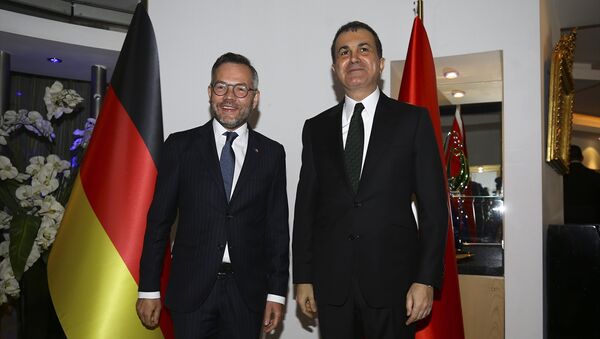 AB Bakanı Çelik, Alman Bakan Roth ile bir araya geldi - Sputnik Türkiye