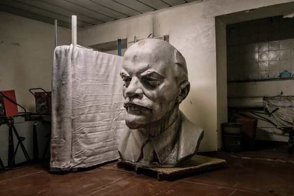 Ukrayna'daki  Lenin heykelleri - Sputnik Türkiye