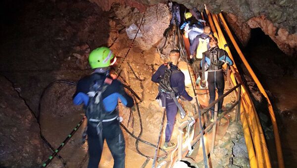 Tayland, mağarada mahsur kalan çocuklar, kurtarma operasyonu - Sputnik Türkiye