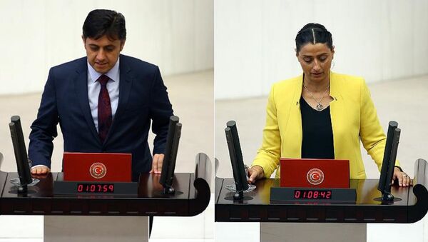 HDP Batman milletvekilleri Mehmet Rüştü Tiryaki ve Feleknas Uca - Sputnik Türkiye