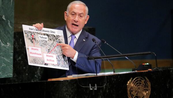 İsrail Başbakanı Benyamin Netanyahu, 73. BM Genel Kurulu konuşmasında yine İran karşıtı sunumlar yaptı. - Sputnik Türkiye