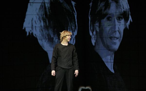 Yevgeniy Mironov'un katılımıyla Uluslar Tiyatrosu'nun ‘Hamlet | Kolaj' oyunu - Sputnik Türkiye