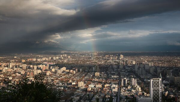 A view of the Chilean capital from San Cristobal Hill - Sputnik Türkiye