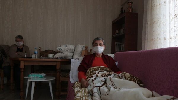 Leyla Güven'in sağlık kontolleri Diyarbakır Tabip Odası'ndan (DTO) doktorlar tarafından yapılıyor. Ayrıca Güven'in sağlık durumunun bundan sonra DTO'dan doktorlar tarafından takip edileceği belirtildi. - Sputnik Türkiye