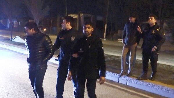 Yer İstanbul: Afganlar sokaklarda sopalarla Pakistanlı aradı - Sputnik Türkiye
