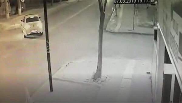 Menderes Türel'in eşi trafik kazası geçirdi - Sputnik Türkiye