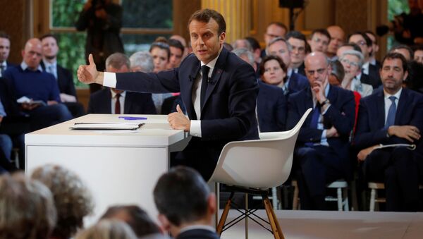 Fransa Cumhurbaşkanı Emmanuel Macron, üç ay süren Ulusal Büyük Tartışma sürecinin ardından, Sarı Yelekler’in taleplerine basın toplantısıyla yanıt verdi. - Sputnik Türkiye