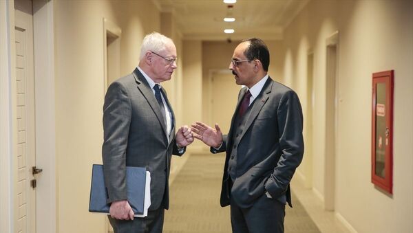 Cumhurbaşkanlığı Sözcüsü İbrahim Kalın,  ABD'nin Suriye Özel Temsilcisi James Jeffrey ile bir araya geldi. - Sputnik Türkiye