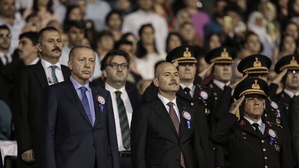 Türkiye Cumhurbaşkanı Recep Tayyip Erdoğan, İçişleri Bakanı Süleyman Soylu ve Jandarma Genel Komutanı Orgeneral Arif Çetin - Sputnik Türkiye