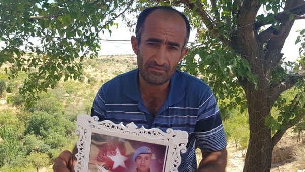 Nuri Yüksekbağ - Batman'da oğlu kan davası cinayetine kurban giden baba: Barışı beklemediler - Sputnik Türkiye