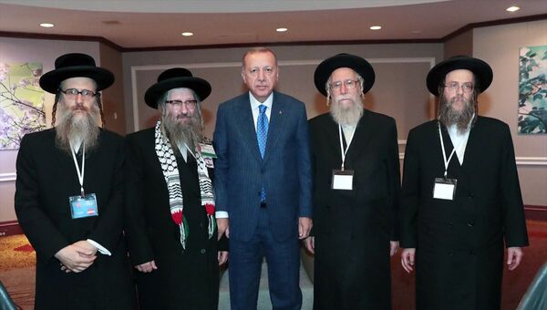 Türkiye Cumhurbaşkanı Recep Tayyip Erdoğan, ABD'nin New York kentinde Siyonizme Karşı Yahudiler Birliği Heyetini kabul etti. - Sputnik Türkiye