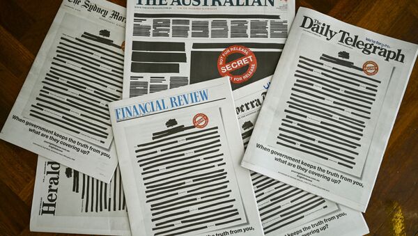 Avustralya’da bugün tüm gazeteler, hükümetin basına yönelik kısıtlamalarına karşı ilk sayfalarını kararttı. - Sputnik Türkiye