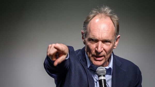 Web’in mucidi olarak anılan Tim Berners-Lee - Sputnik Türkiye