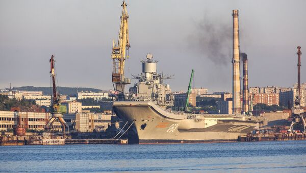 Rusya'nın Amiral Kuznetsov uçak gemisi - Sputnik Türkiye