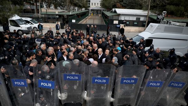 Selçuk Mızraklı’nın tutukluluğunun devamına karar verildi - Sputnik Türkiye