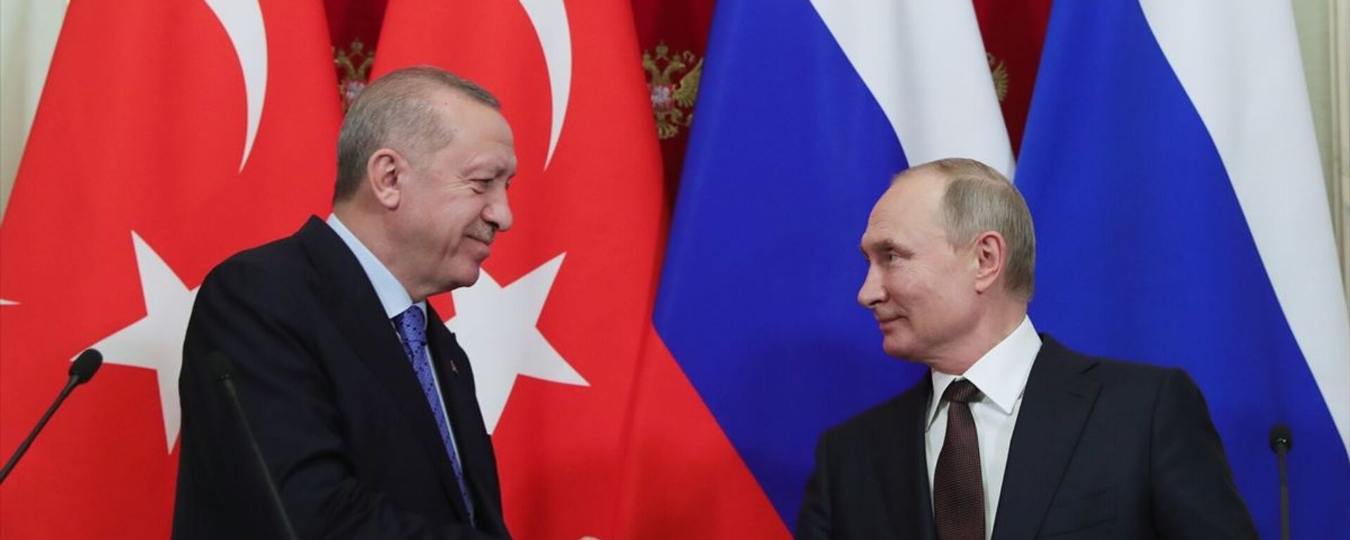 Türkiye Cumhurbaşkanı Recep Tayyip Erdoğan ile Rusya Devlet Başkanı Vladimir Putin - Sputnik Türkiye, 1920, 27.09.2021